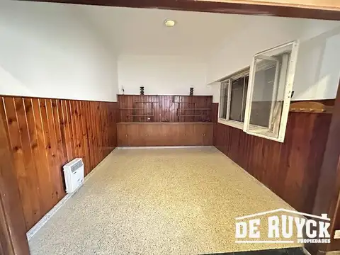 Casa en Venta con 1 cochera