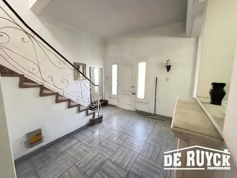 Casa en Venta en Quilmes Oeste, USD 119.000