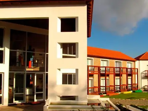 Hotel 12 hab., 700 m2 constr.  s/lote 3300 m2 Merlo S. Luis