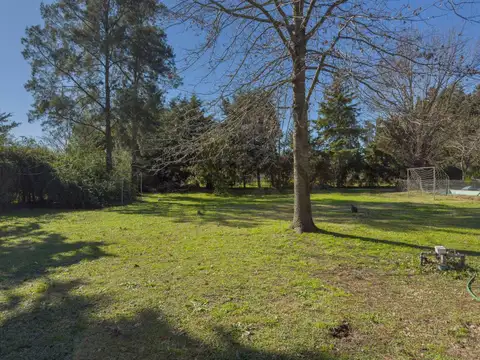 Casa en venta Villa Elisa con pileta y parque