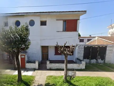 Dúplex en venta c/ cochera en Quilmes