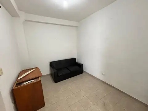 Depto Tipo Casa en Alquiler en Villa Ballester, $ 620.000