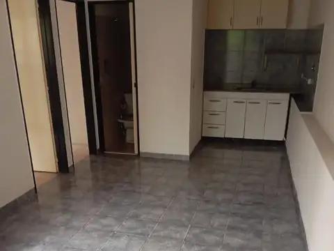 PH FDO P.ALTA DE 3 AMB A UNA CUADRA DE LA ESTACION DE V.B