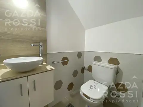 Casa 3 ambientes con 1 baño