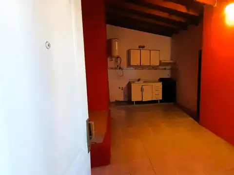 Depto Tipo Casa en Alquiler en Caseros, $ 500.000