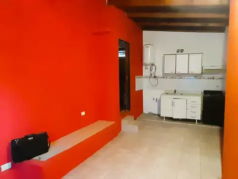 Depto Tipo Casa 3 ambientes con 1 baño