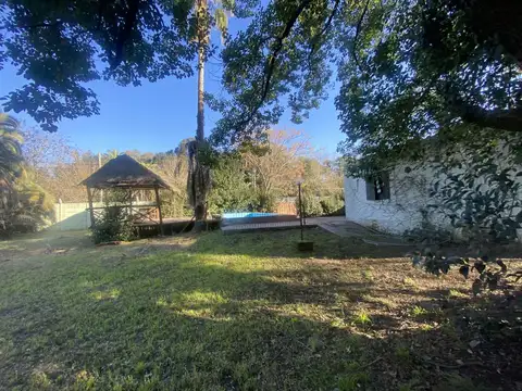 EXCEPCIONAL ESQUINA DE 1126 MTS CON CASA A RECICLAR O DEMOLER.  IDEAL INVERSORES.