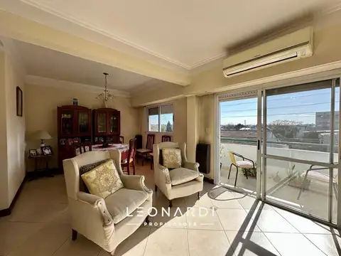 Departamento cuatro ambientes en venta - ID 2059