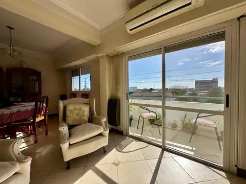Departamento en Venta al Noreste