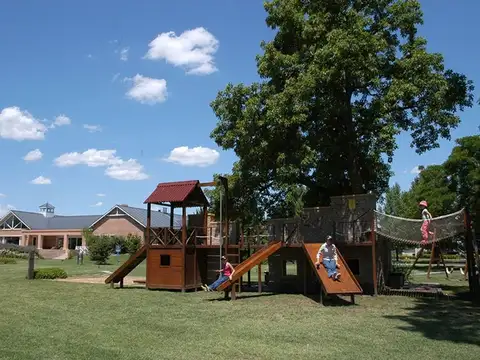 Terreno en Venta en El Nacional Club De Campo, USD 55.000