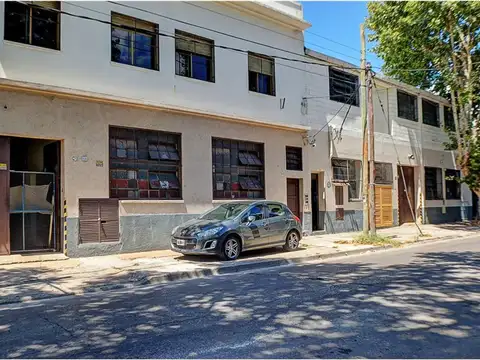 Galpon doble frente 1800 mts villa lynch oport