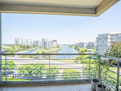 Departamento en Alquiler con 1 cocheras