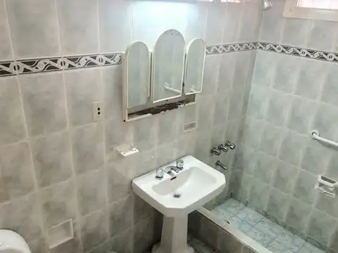 Casa en Venta en Godoy Cruz, USD 93.000