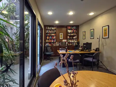 Oficina en Venta 80 años