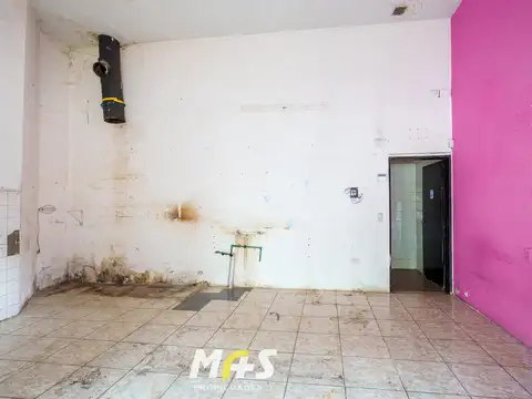 Local en Alquiler en Villa General Mitre, $ 850.000