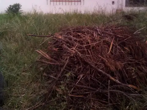 CASA A RECICLAR EN BARRIO SEMI CERRADO SIN EXPENSAS