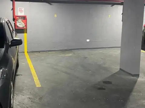 Cochera en venta en Caballito
