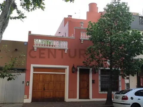 El Salvador 5900, Piso 0