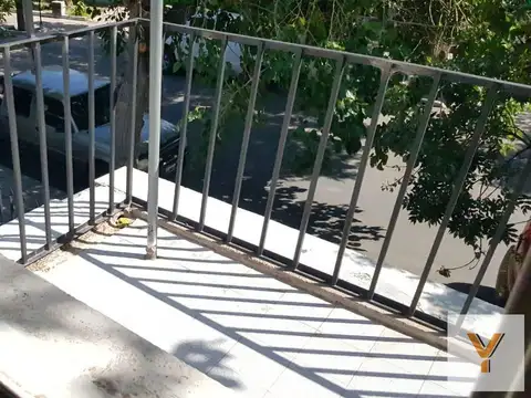 Departamento 6 ambientes con 3 baños