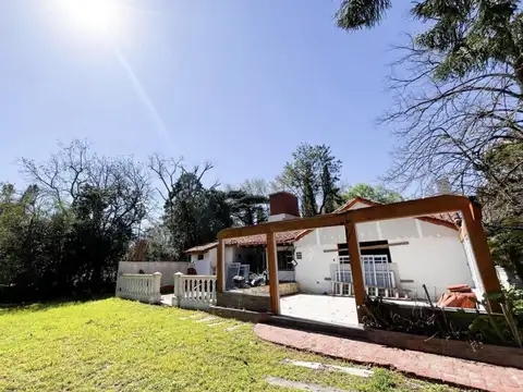 Casa en Venta con 5 cocheras