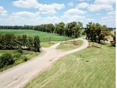 Venta Terrenos  Club de Campo Los tres Pinos-Barrio El Estribo GENERAL RODRIGUEZ