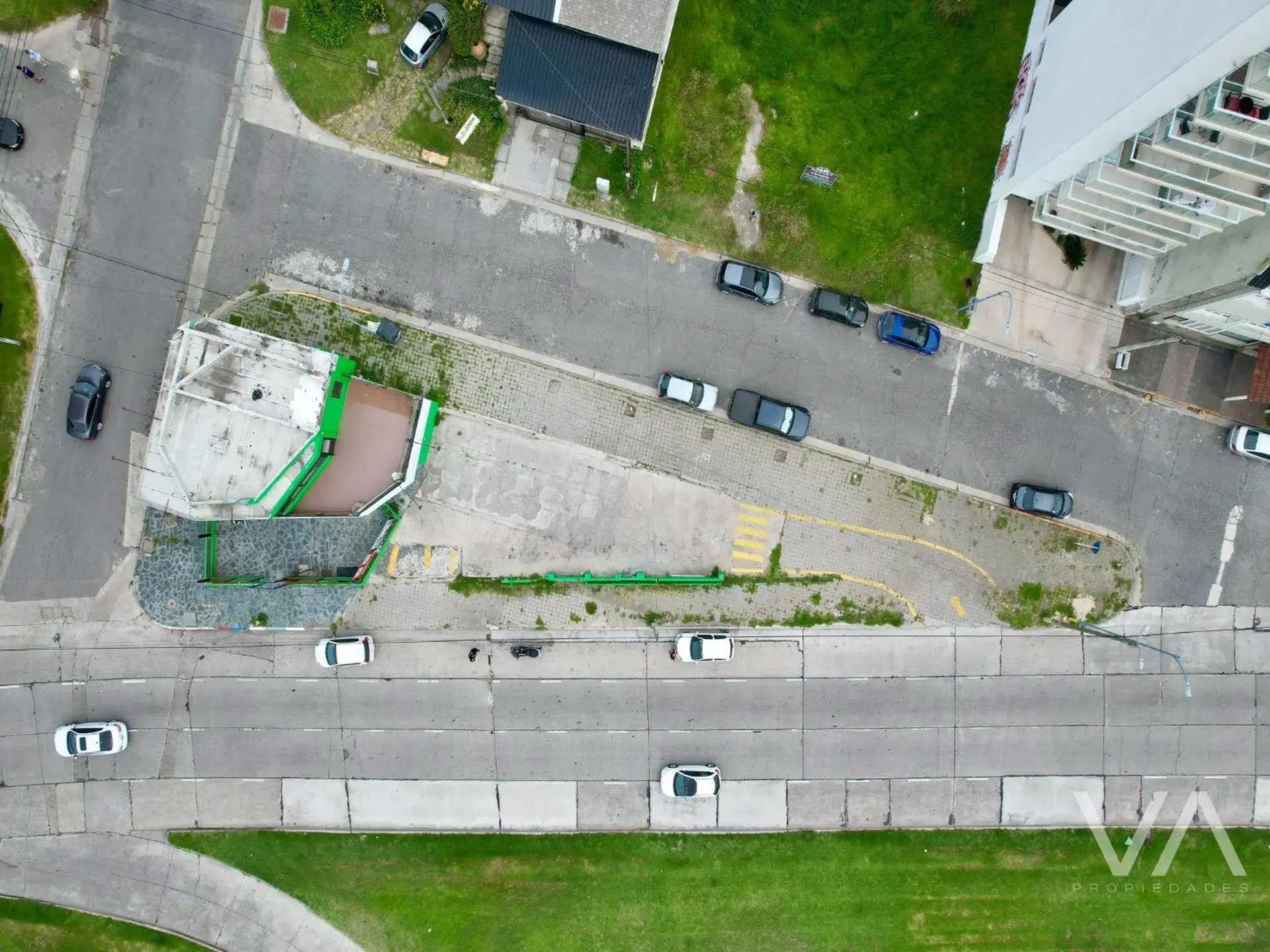 Lote triangular en Punta Mogotes, 365m²