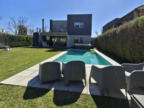 BARRIO LA COMARCA al 100