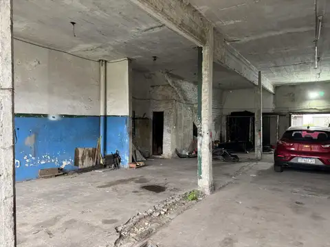 Galpon en Alquiler 43  mts Frente