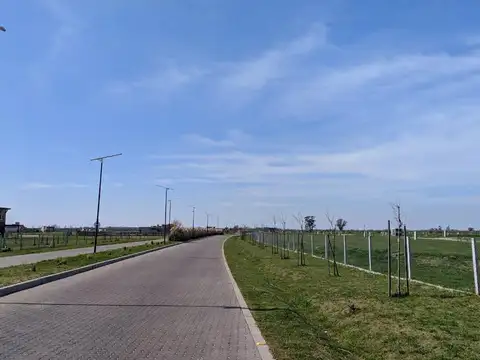 Terreno - Countries/B.Cerrado (Berazategui)