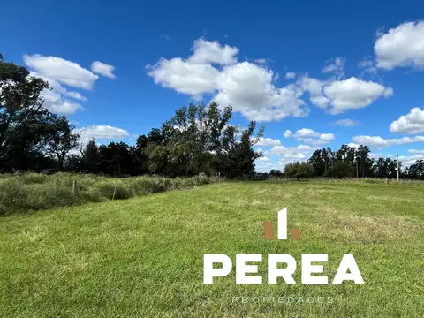 Campo en barrio CINA CINA