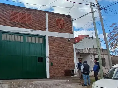 Venta Galpón con Vivienda José León Suarez
