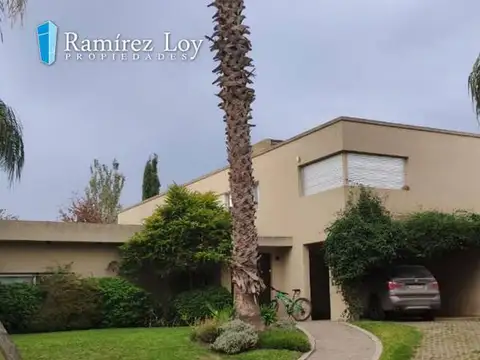 ALQUILO CASA EN FUNES HILLS SAN MARINO  barrio privado