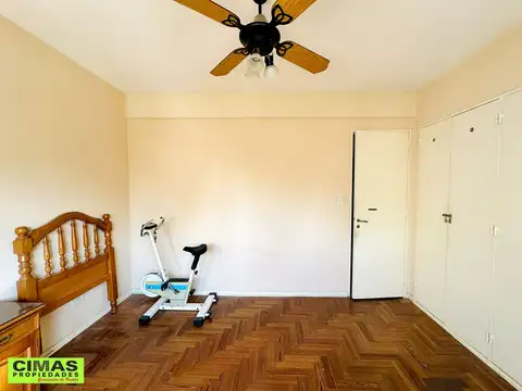 Departamento en Venta en Villa del Parque, USD 152.000