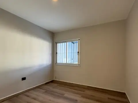 Casa en Venta en Poeta Lugones, USD 125.000