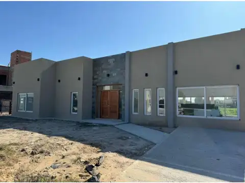 CASA EN ALQUILER LA ALAMEDA A ESTRENAR