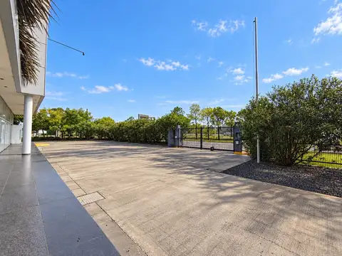 Local comercial en alquiler Ituzaingo