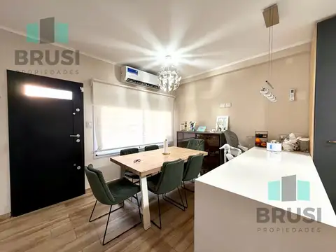 Depto Tipo Casa en Venta de 4 ambientes