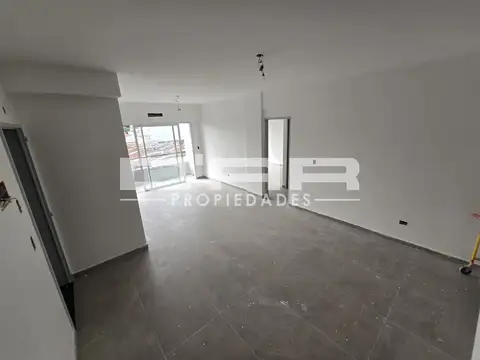 Las Heras 2300, Piso 3