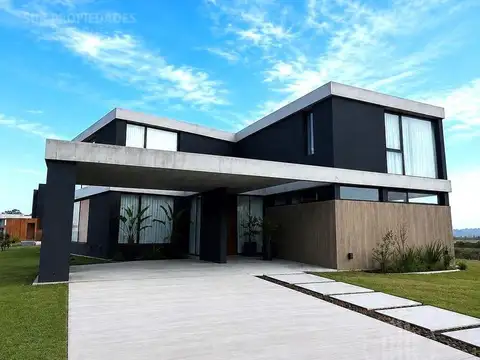 Casa en Alquiler en La Providencia Resort & Country Club, USD 3.500