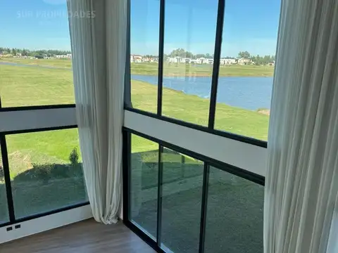 Casa en Alquiler A Estrenar