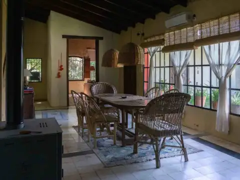 CASA VENTA 1.6 HECTÁREAS CON INVERNACULO ABASTO