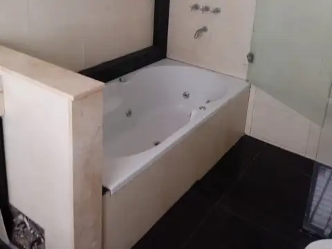 Casa en Alquiler al Este