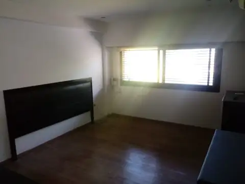 Casa 4 ambientes con 4 baños