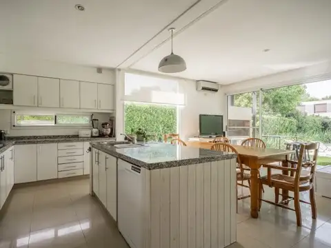Casa en Venta en Las Liebres, USD 430.000