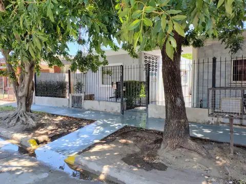 Coronel Mariano Acha al 200