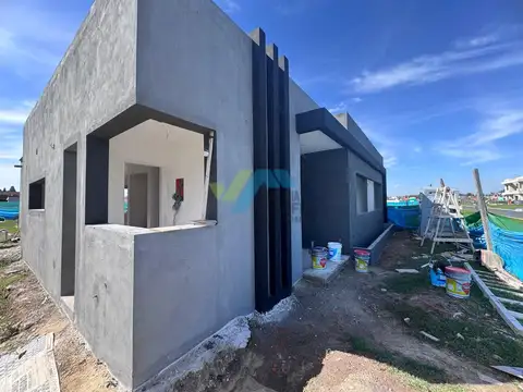 Casa en Venta con 1 cochera