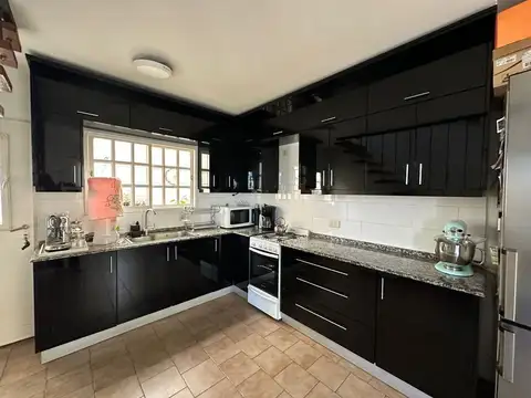 Depto Tipo Casa en Venta de 3 ambientes