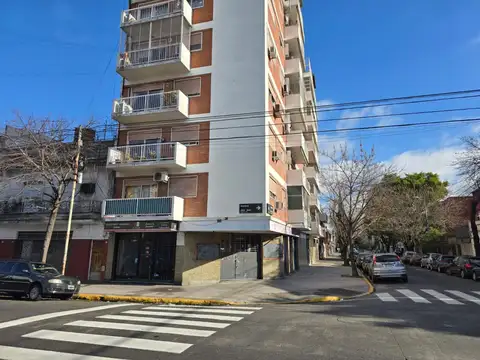 Local en Venta en Villa del Parque, USD 125.000