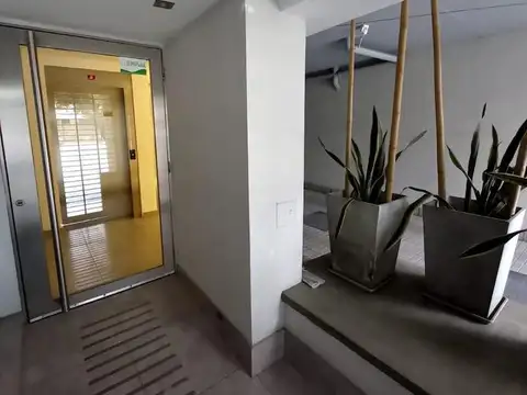 Venta - Oficina/Consultorio - Abasto