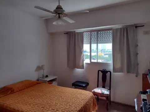 Departamento 5 ambientes con 2 baños